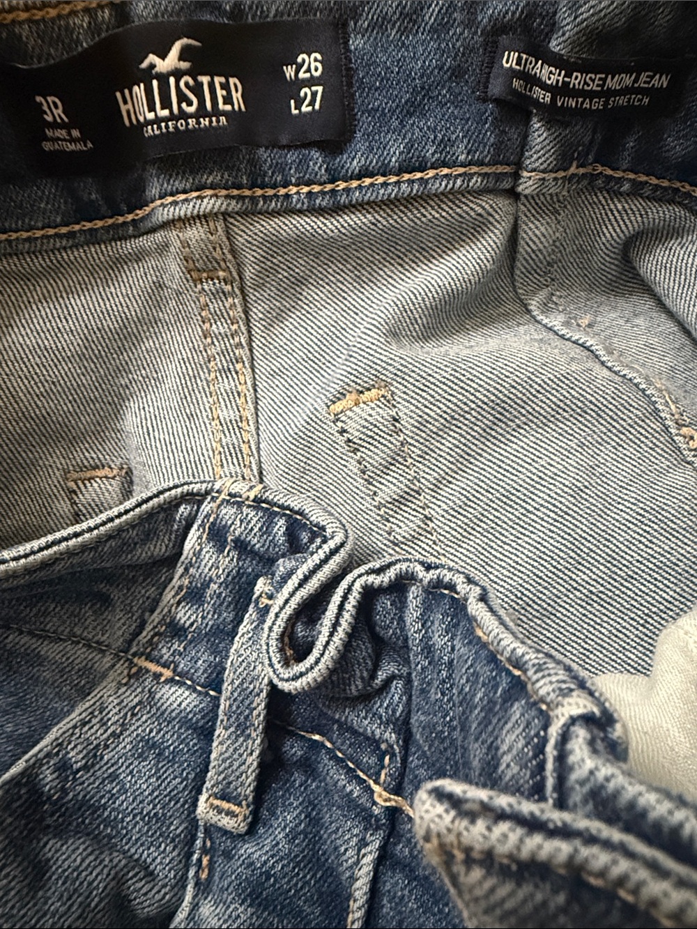 Ultra High Rise Mom Jeans - Picture 8 of 8